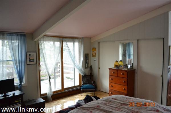 96 Longview Road West Tisbury, MA 02568 - Photo 17 of 25 http://d1qzqeyxiitrap.cloudfront.net/photos/24355/600/76150c27.jpg