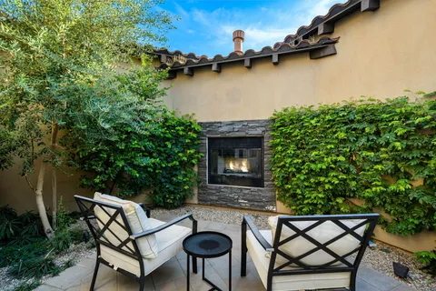 $1,050,000 | 48864 Pear Street, Indio, CA 92201