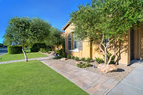 $1,050,000 | 48864 Pear Street, Indio, CA 92201