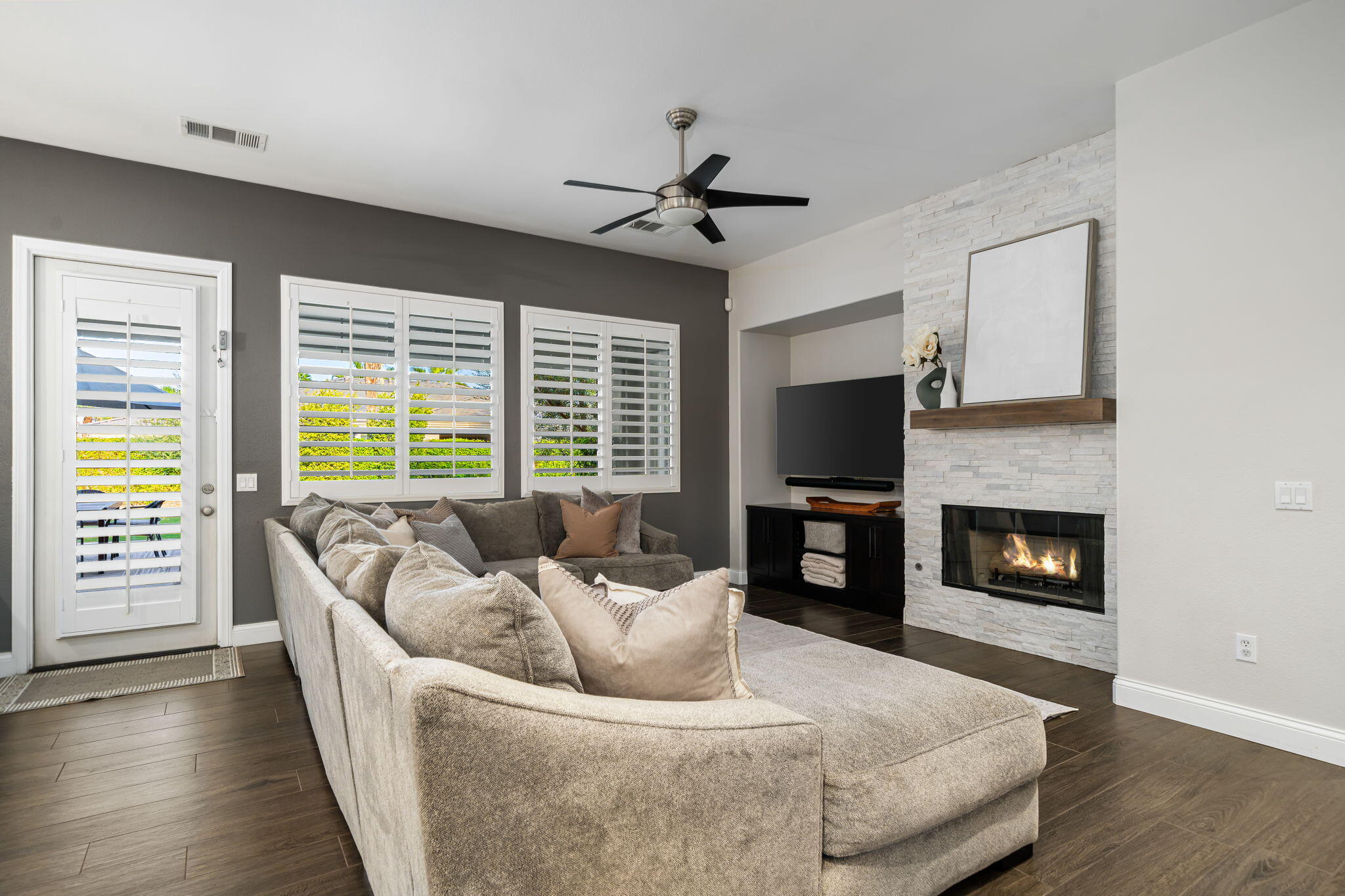 48864 Pear Street Indio, CA 92201 - Photo 8 of 45 30-web-or-mls-GTPear_OPMG_0825_030