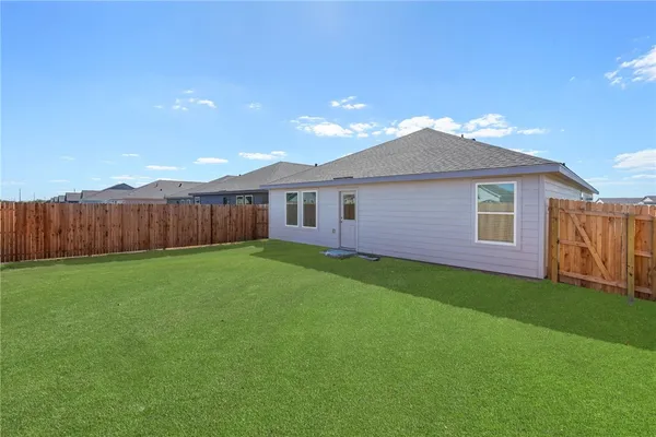 $2,395 | 13274 Silverado Drive, Robstown, TX 78380