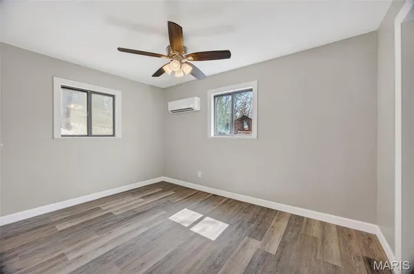 $325,000 | 89 Singing Oaks Drive, Sunrise Beach, MO 65079