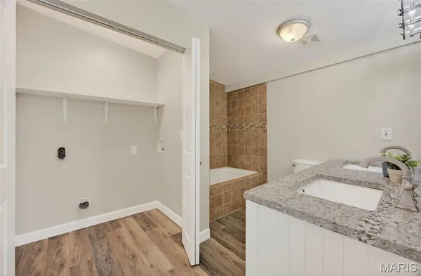 $325,000 | 89 Singing Oaks Drive, Sunrise Beach, MO 65079