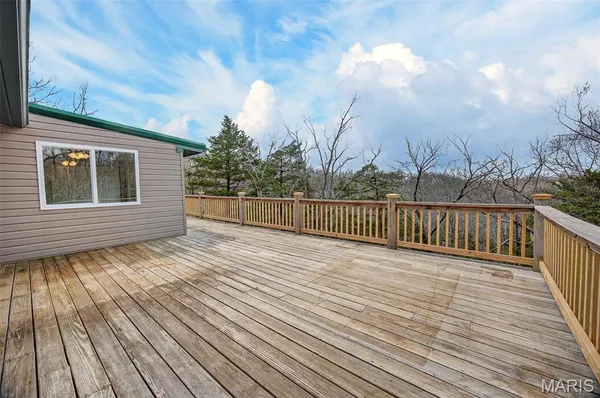 $325,000 | 89 Singing Oaks Drive, Sunrise Beach, MO 65079