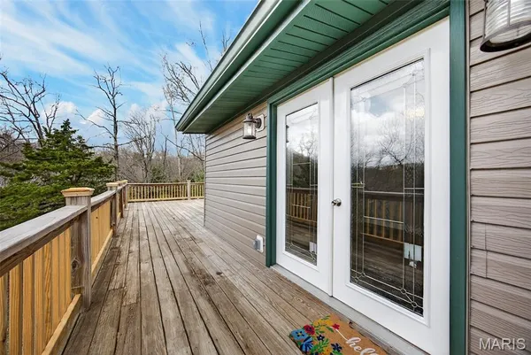 $325,000 | 89 Singing Oaks Drive, Sunrise Beach, MO 65079
