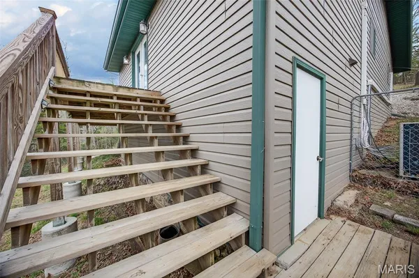 $325,000 | 89 Singing Oaks Drive, Sunrise Beach, MO 65079