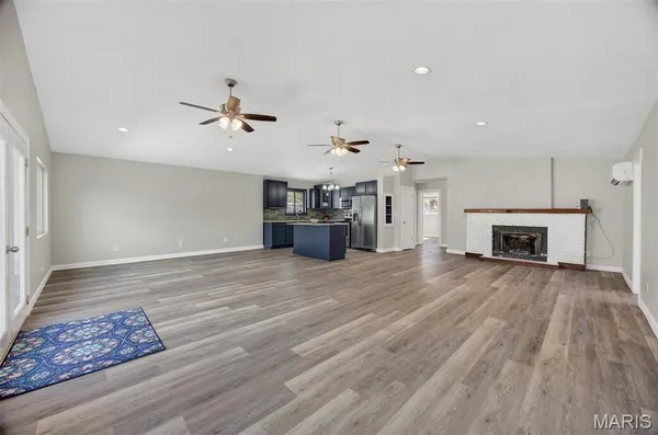 $325,000 | 89 Singing Oaks Drive, Sunrise Beach, MO 65079