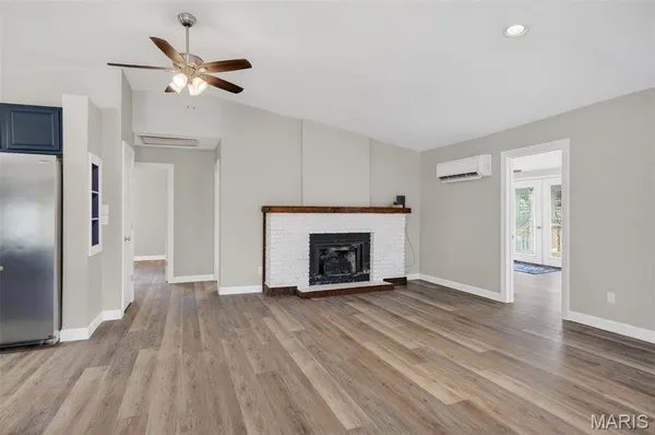 $325,000 | 89 Singing Oaks Drive, Sunrise Beach, MO 65079