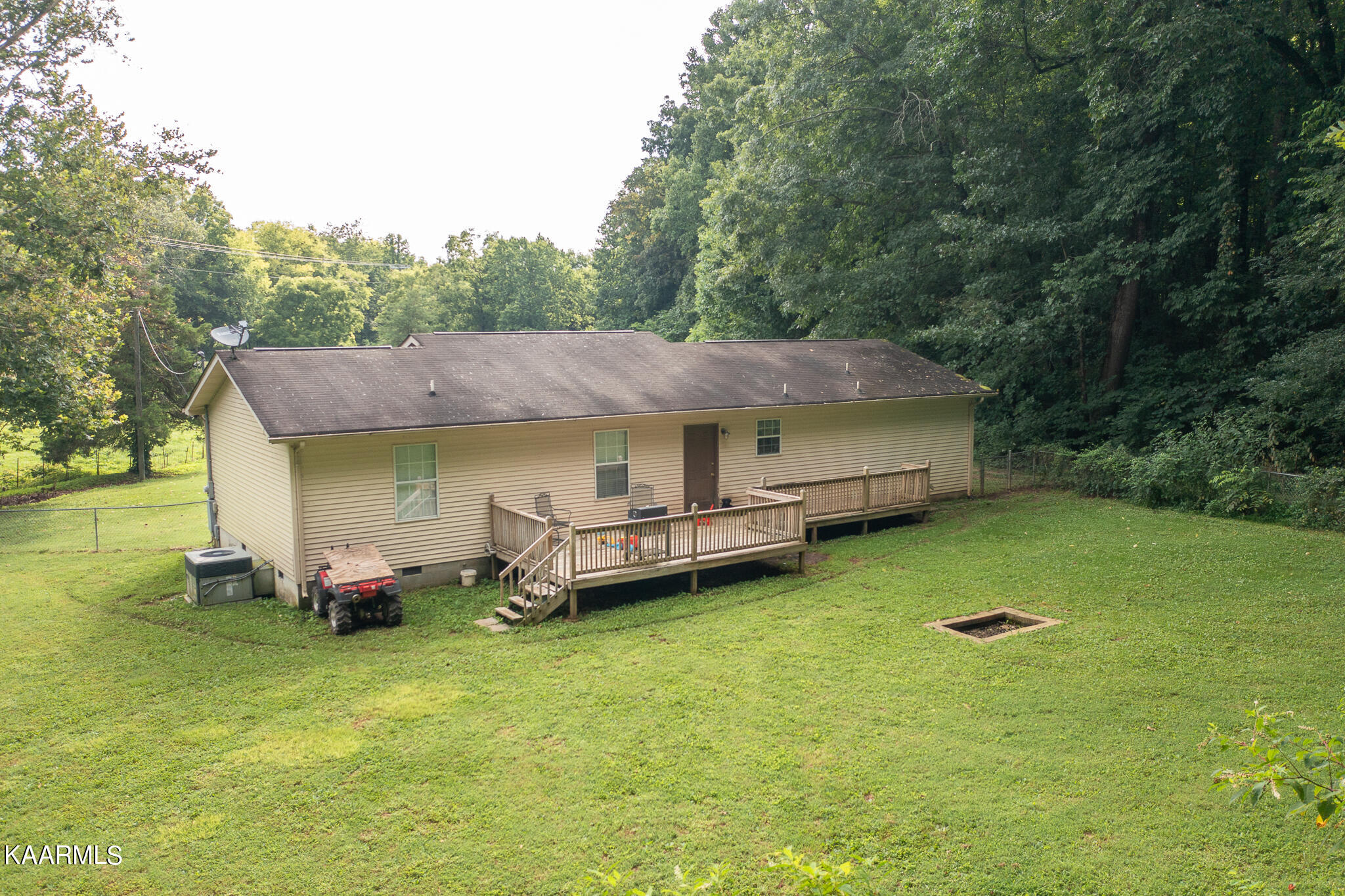 886 Indian Ridge Road Blaine, TN 37709 - Photo 5 of 31 F14888A0-4523-4CFF-9E4A-F0E2B2C5F91E