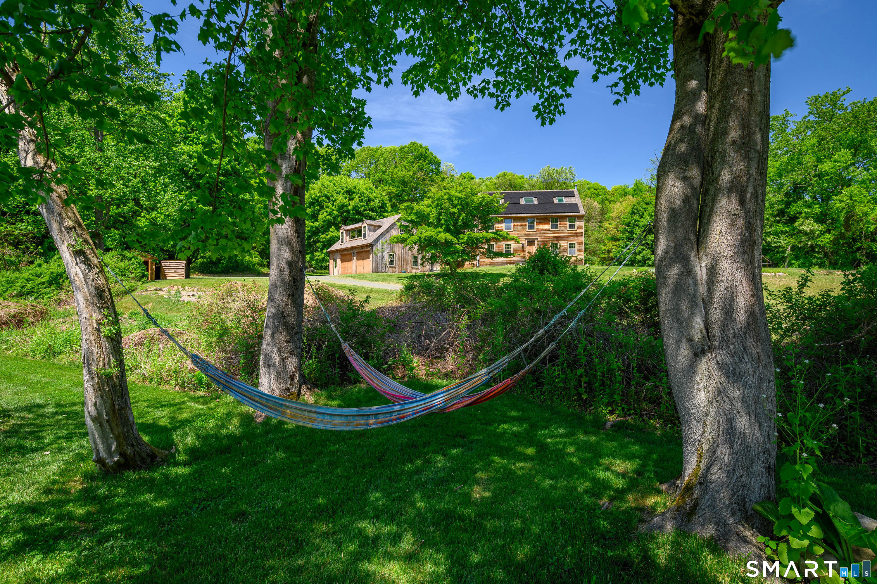 174 Huntingtown Road Newtown, CT 06470 - Photo 31 of 40 a view of a garden
