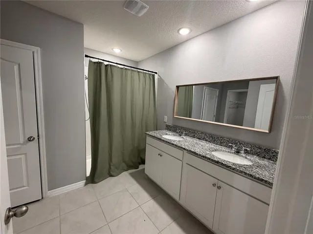 $2,600 | 1855 Hackberry Street, Groveland, FL 34736