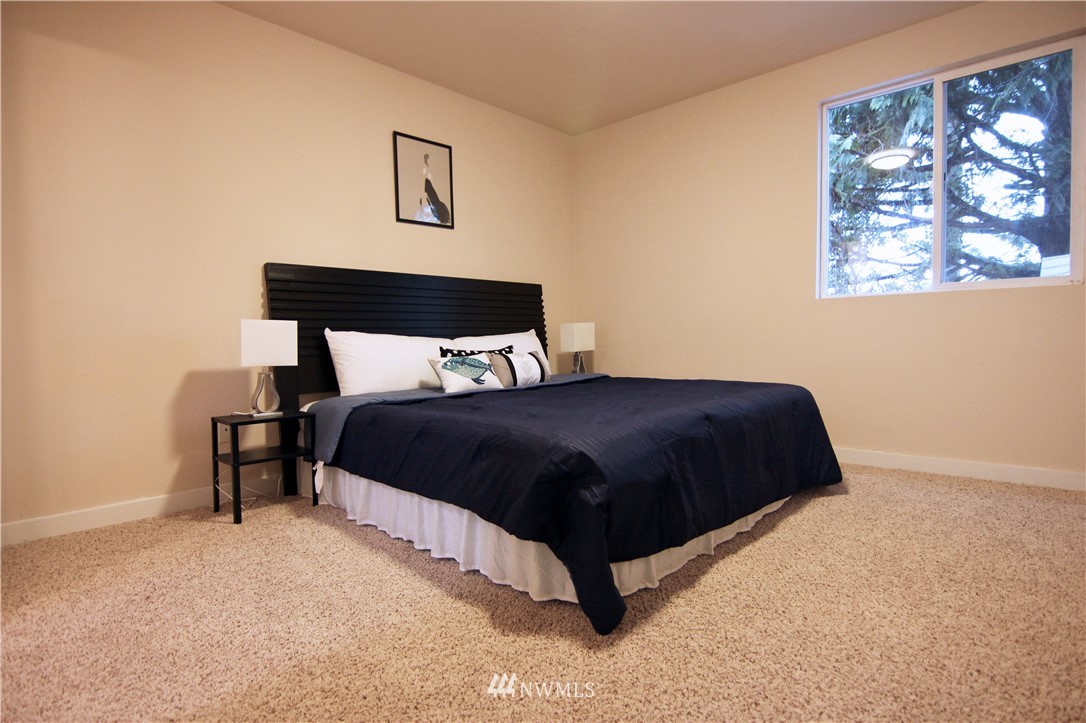 5901 South Roxbury Street Seattle, WA 98118 - Photo 8 of 11 Gallery Image 8