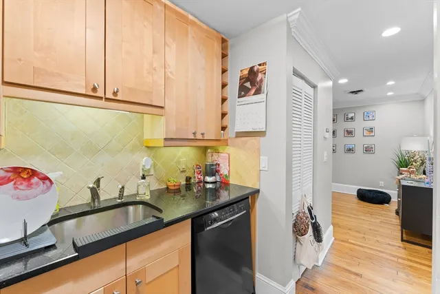 $4,150 | 280 Commonwealth Avenue, Unit 304, Boston, MA 02116