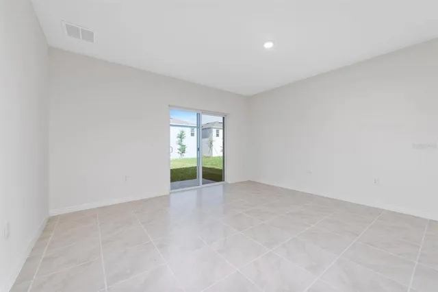 $2,550 | 1296 Cascade Drive, Davenport, FL 33837