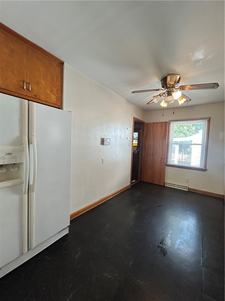 2464 North Maple Avenue Decatur, IL 62526 - Photo 11 of 27
