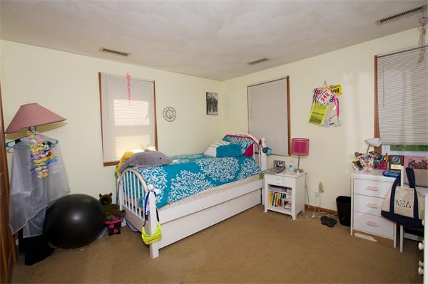 24 Hollytree Road Stoughton, MA 02072 - Photo 16 of 17 Gallery Image 16