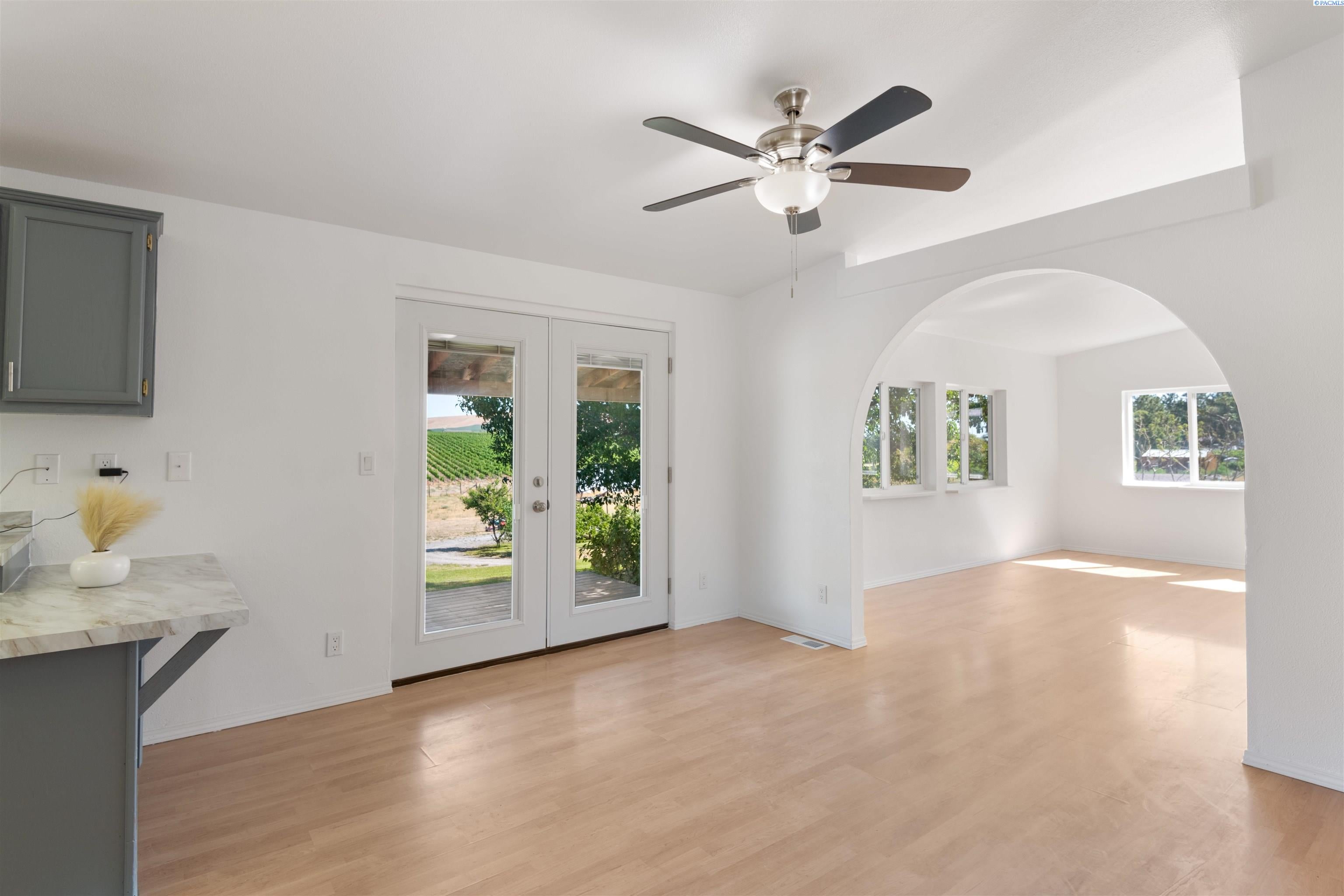 22908 Kennedy Road Benton City, WA 99320 - Photo 21 of 46 Gallery Image 21