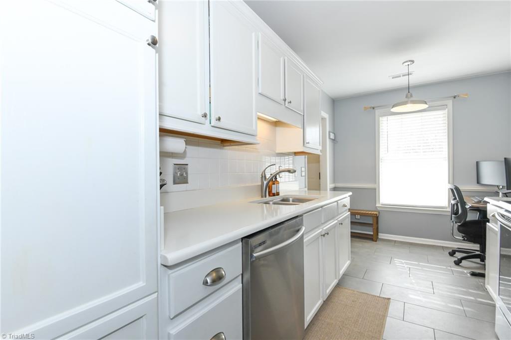 4248 Lake Brandt Road Greensboro, NC 27455 - Photo 11 of 22