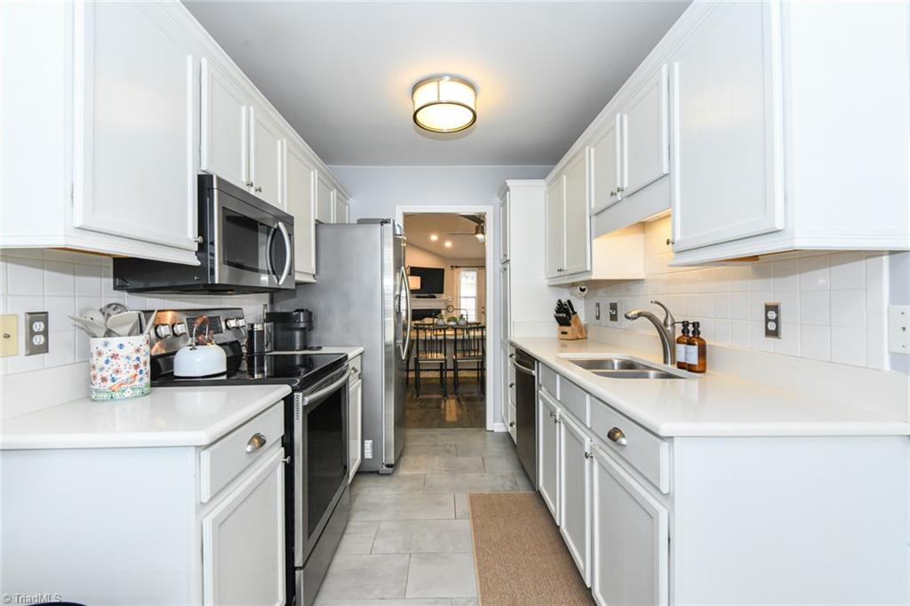 4248 Lake Brandt Road Greensboro, NC 27455 - Photo 12 of 22