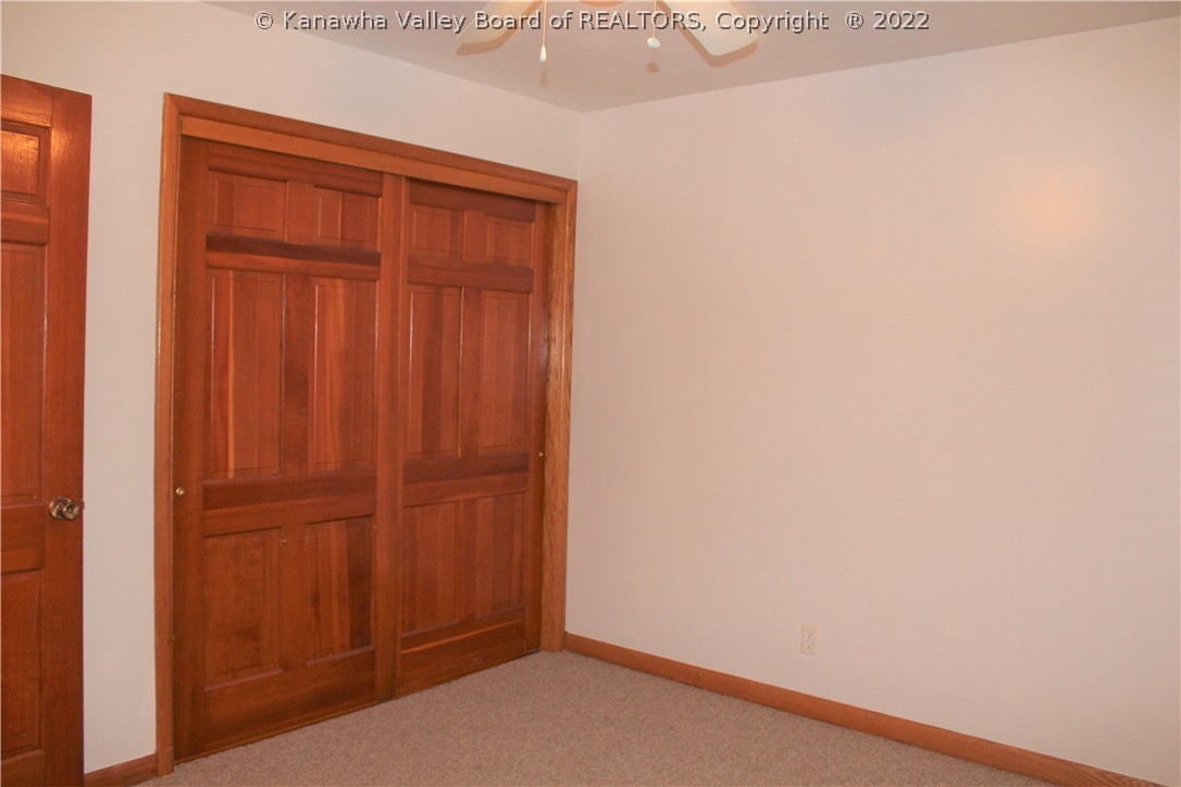 725 Castlegate Road South Charleston, WV 25303 - Photo 12 of 26 Gallery Image 12