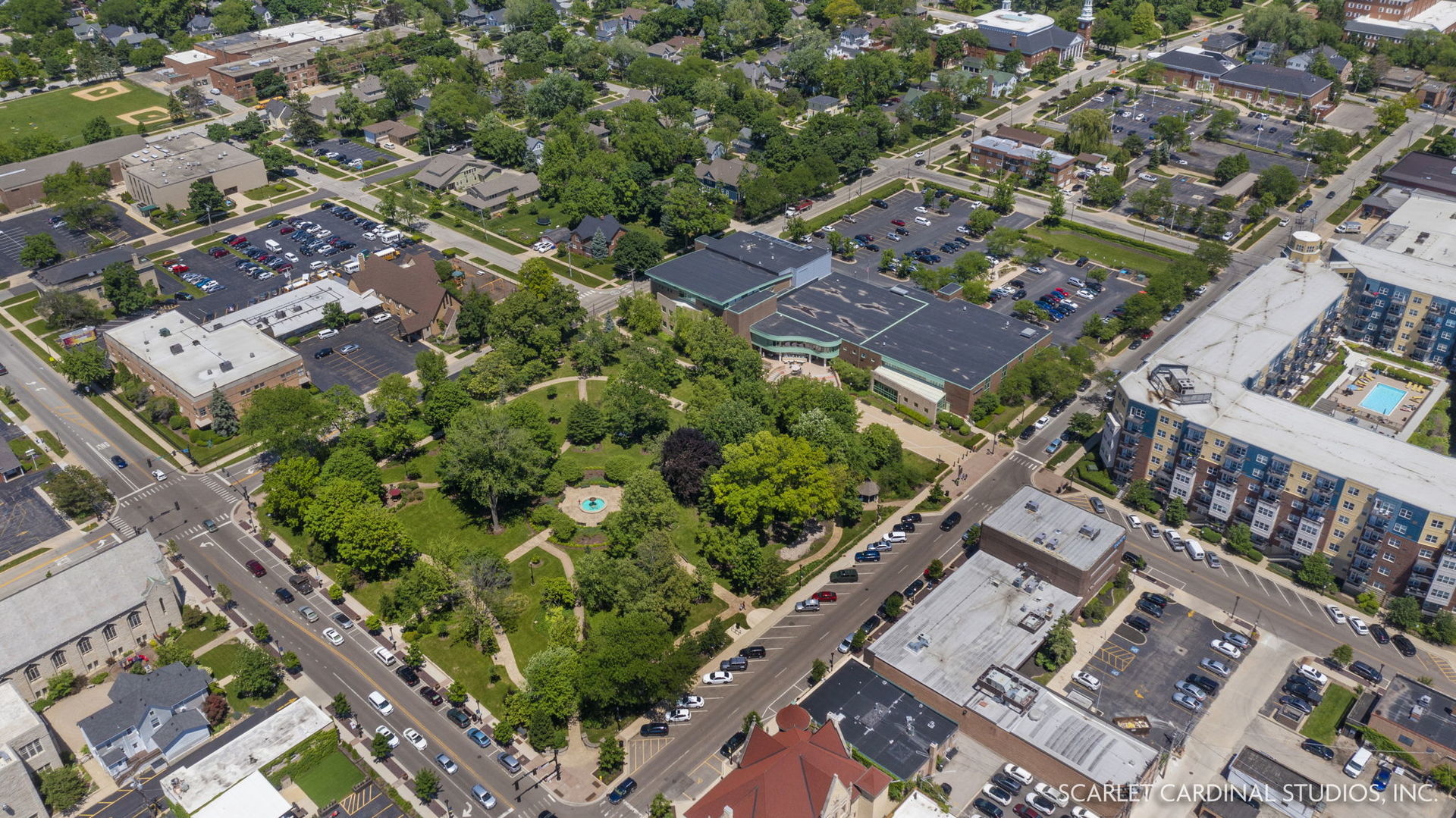 819 Delles Road Wheaton, IL 60189 - Photo 24 of 28 an aerial view of a city with lots of residential buildings
