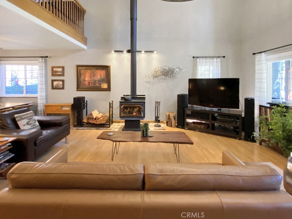 1533 West A Barr Road Mount Shasta, CA 96067 - Photo 2 of 33