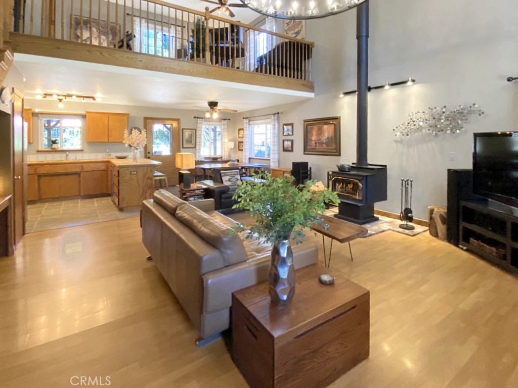 1533 West A Barr Road Mount Shasta, CA 96067 - Photo 4 of 33