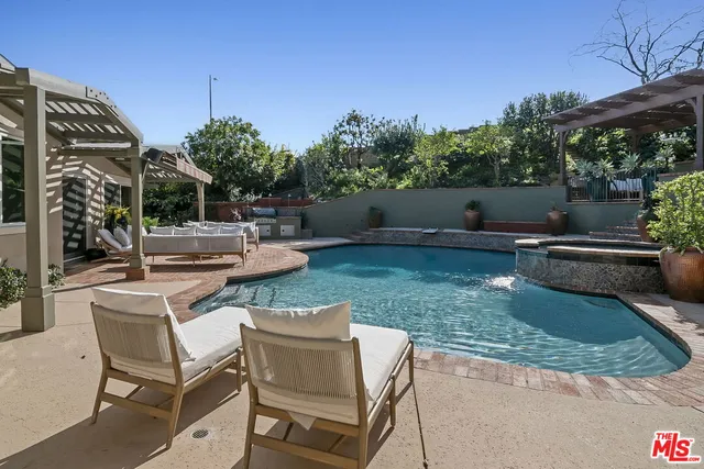 $3,495,000 | 1305 Duende Lane, Pacific Palisades, CA 90272