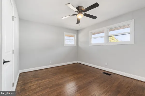 $1,870 | 354 Berry Street, Orange, VA 22960