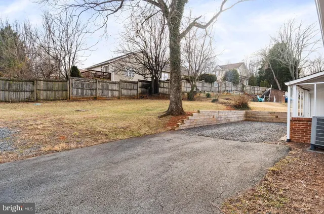 $1,895 | 354 Berry Street, Orange, VA 22960