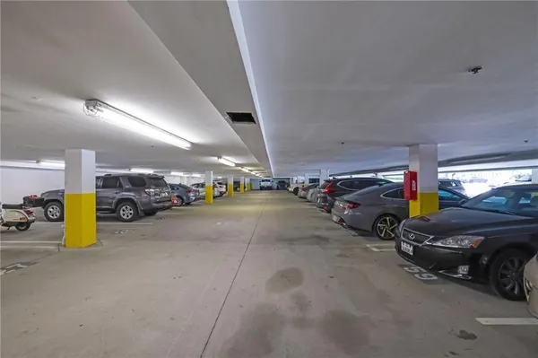 $300,000 | 5200 Peachtree Road, Unit 3420, Atlanta, GA 30341