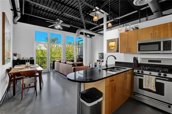 $300,000 | 5200 Peachtree Road, Unit 3420, Atlanta, GA 30341