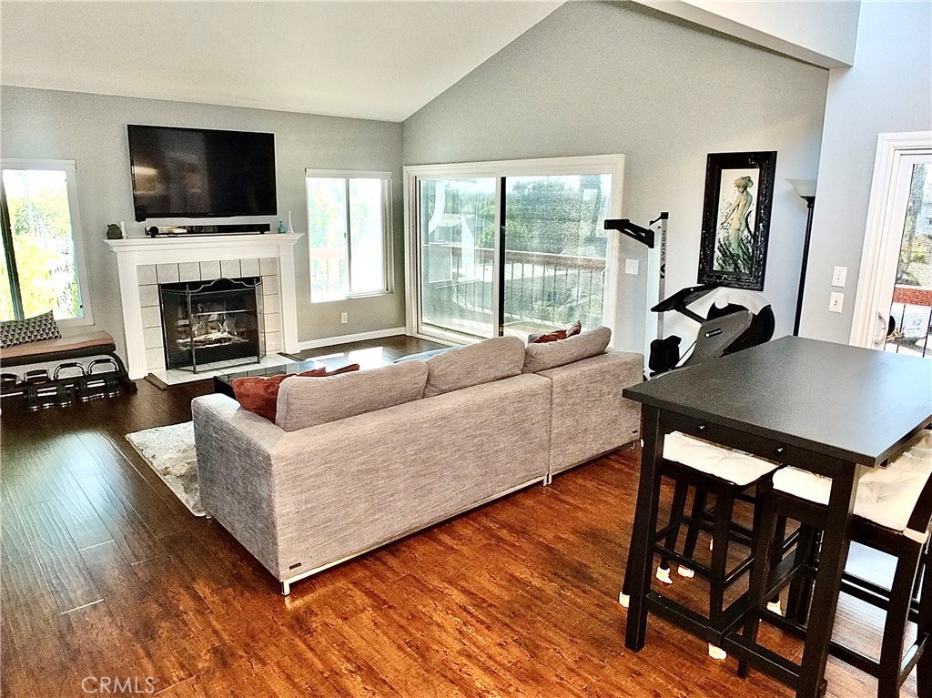 3600 East 4th Street, Unit 305 Long Beach, CA 90814 - Photo 5 of 26