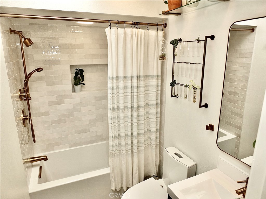 3600 East 4th Street, Unit 305 Long Beach, CA 90814 - Photo 10 of 26