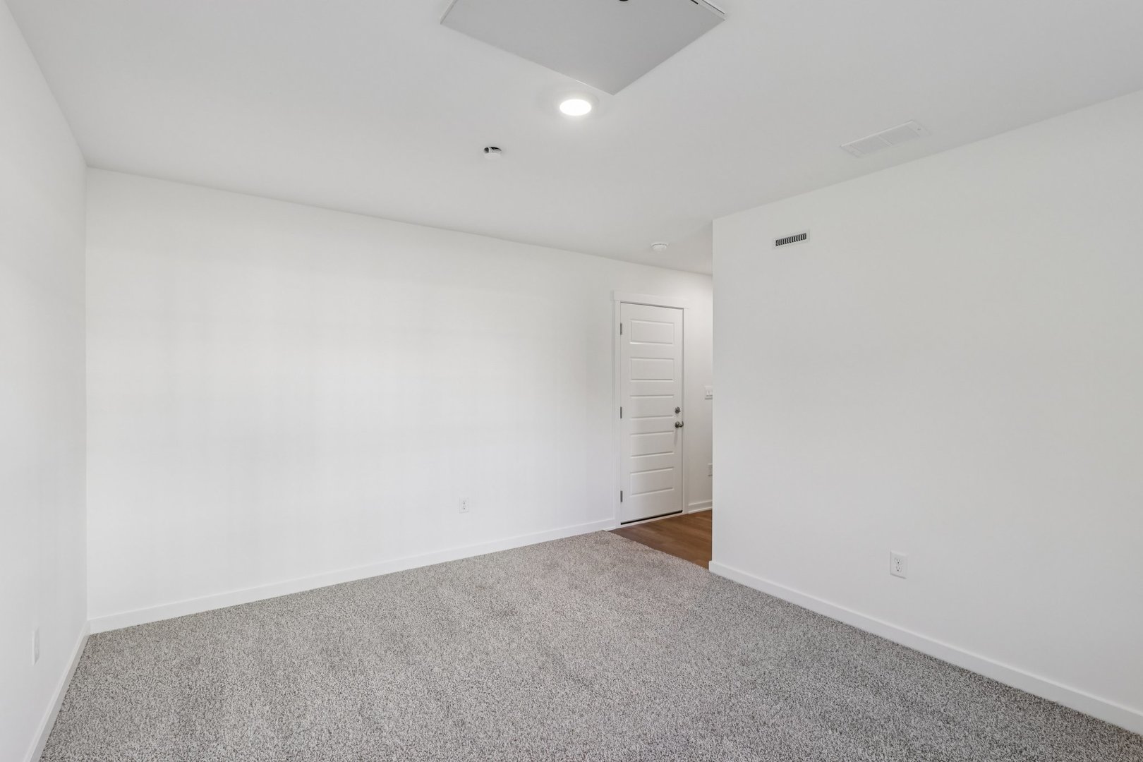 1435 Oakfield Lane Pingree Grove, IL 60140 - Photo 23 of 60 a view of an empty room