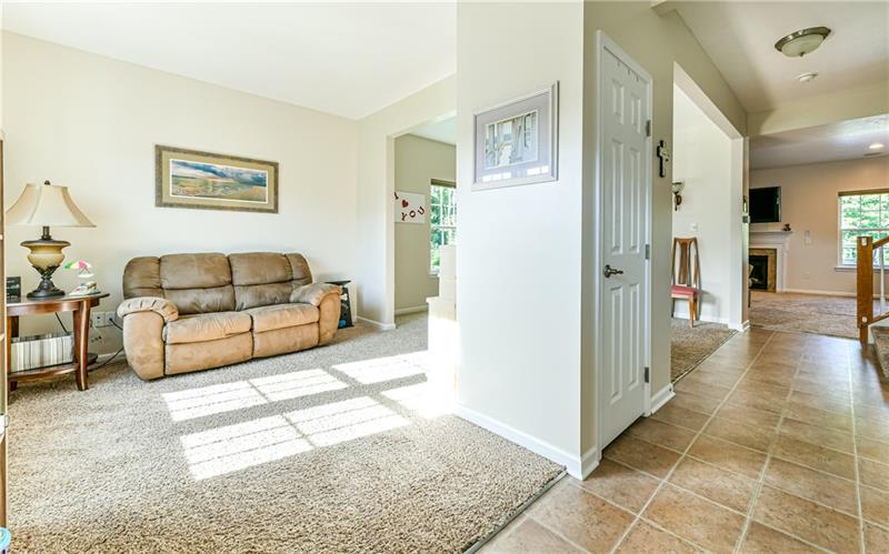 210 Long Ridge Drive Coraopolis, PA 15108 - Photo 2 of 25 Gallery Image 2