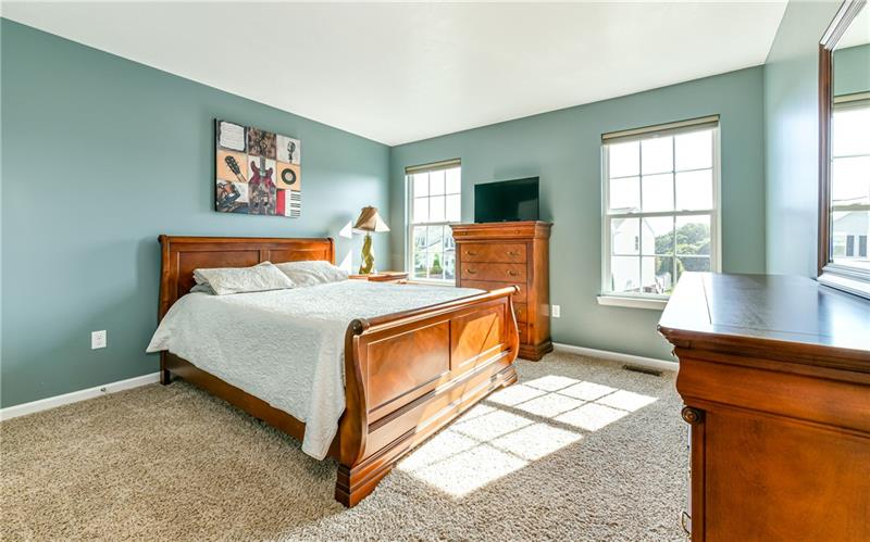210 Long Ridge Drive Coraopolis, PA 15108 - Photo 15 of 25 Gallery Image 15