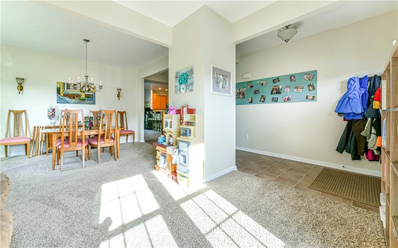 210 Long Ridge Drive Coraopolis, PA 15108 - Photo 3 of 25 Gallery Image 3