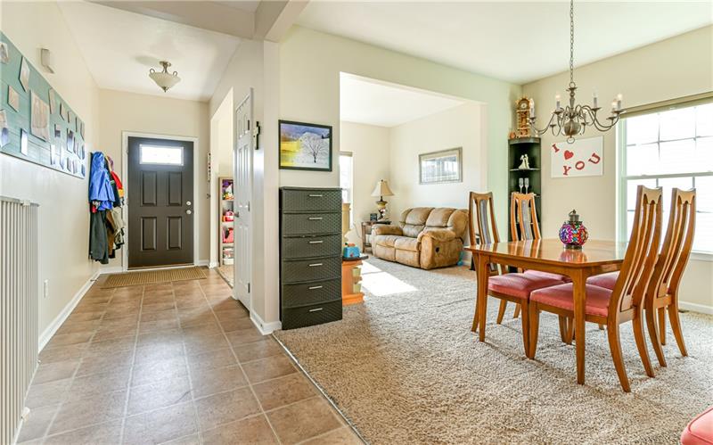 210 Long Ridge Drive Coraopolis, PA 15108 - Photo 4 of 25 Gallery Image 4