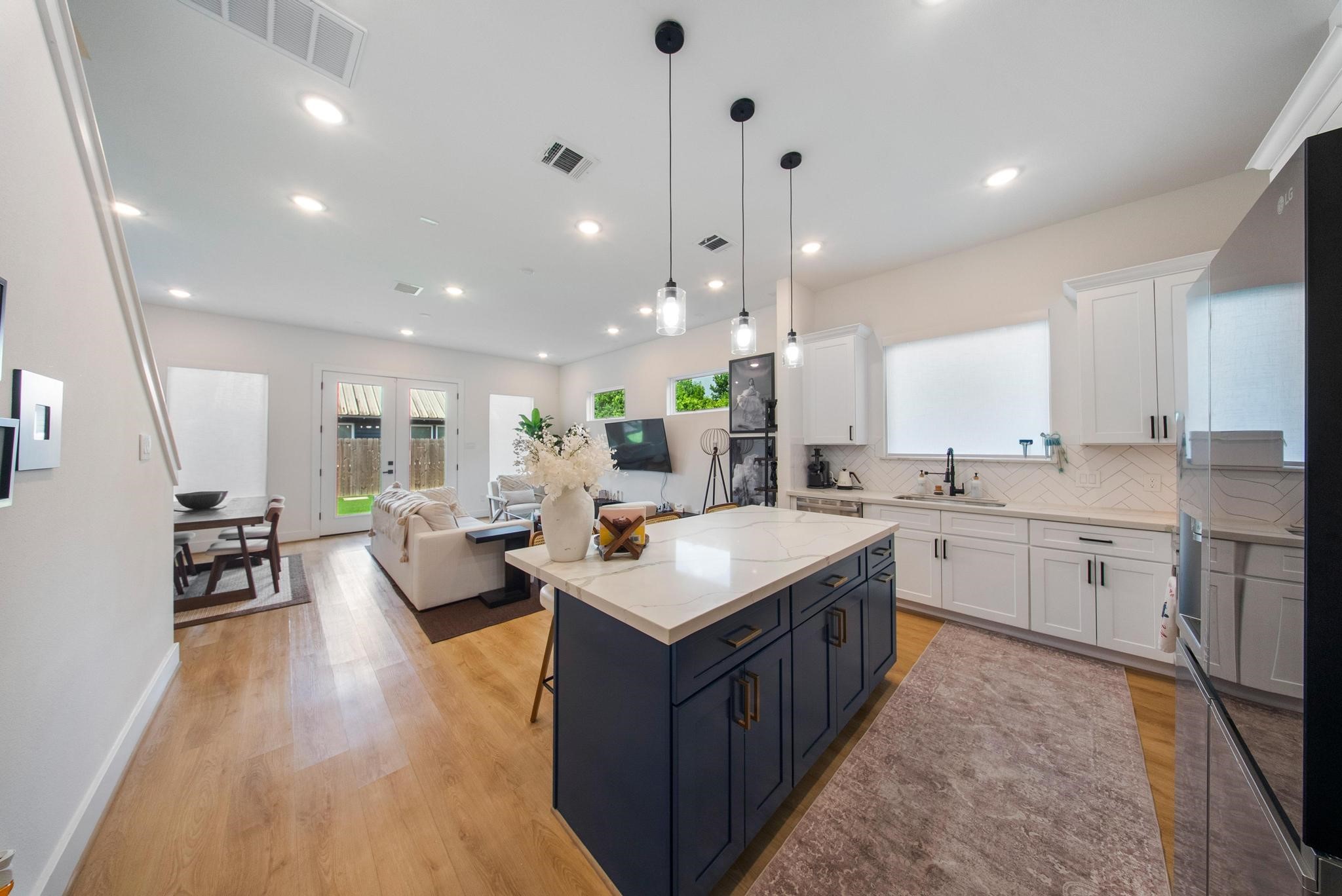 4032 Porter Street Houston, TX 77021 - Photo 5 of 24