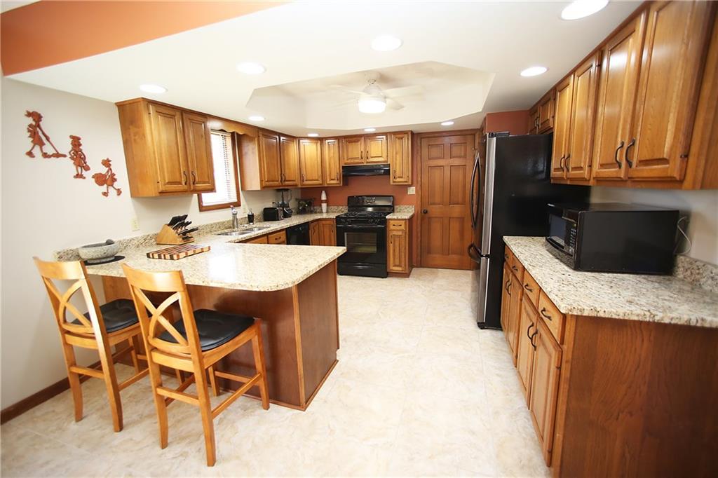 8215 Knapp Road Indianapolis, IN 46259 - Photo 8 of 26 Gallery Image 8