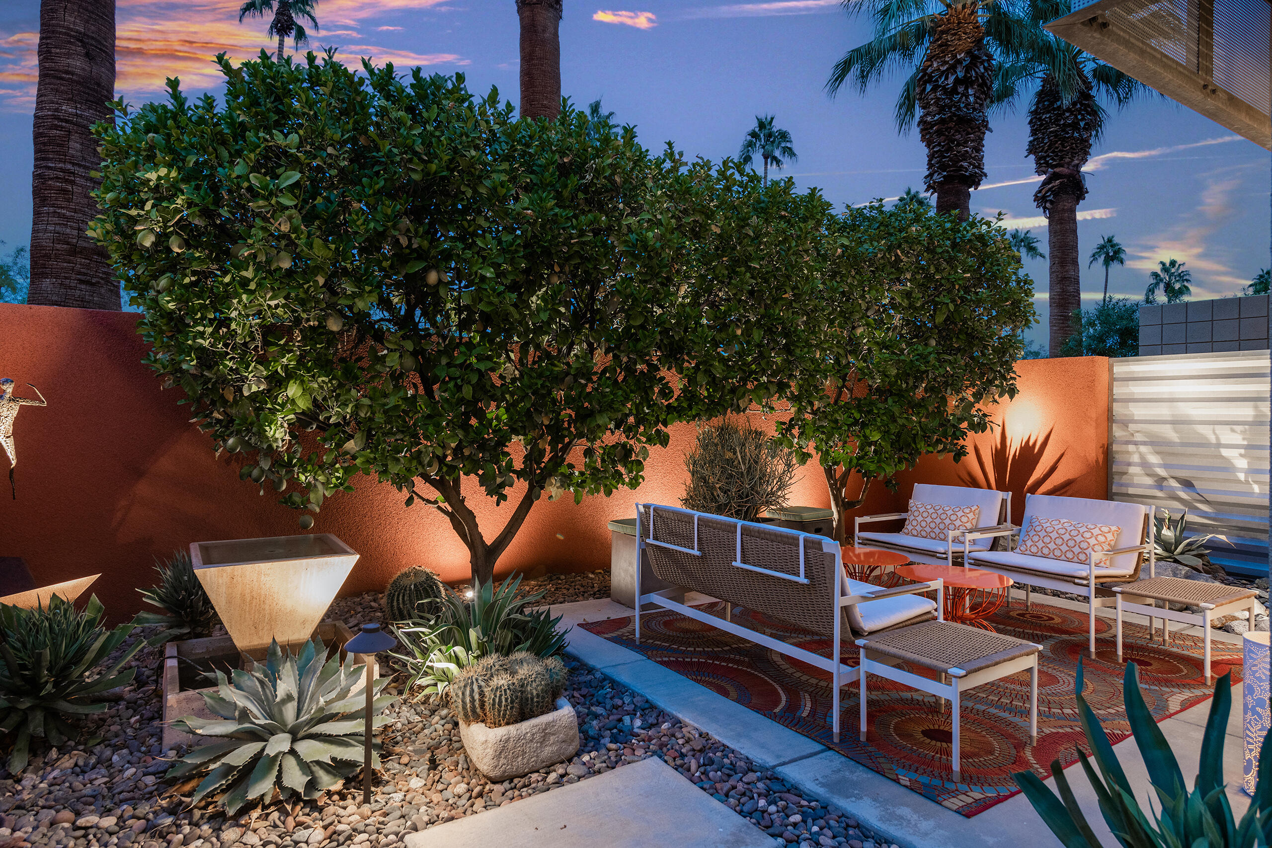 647 East Arenas Road Palm Springs, CA 92262 - Photo 38 of 43 3939