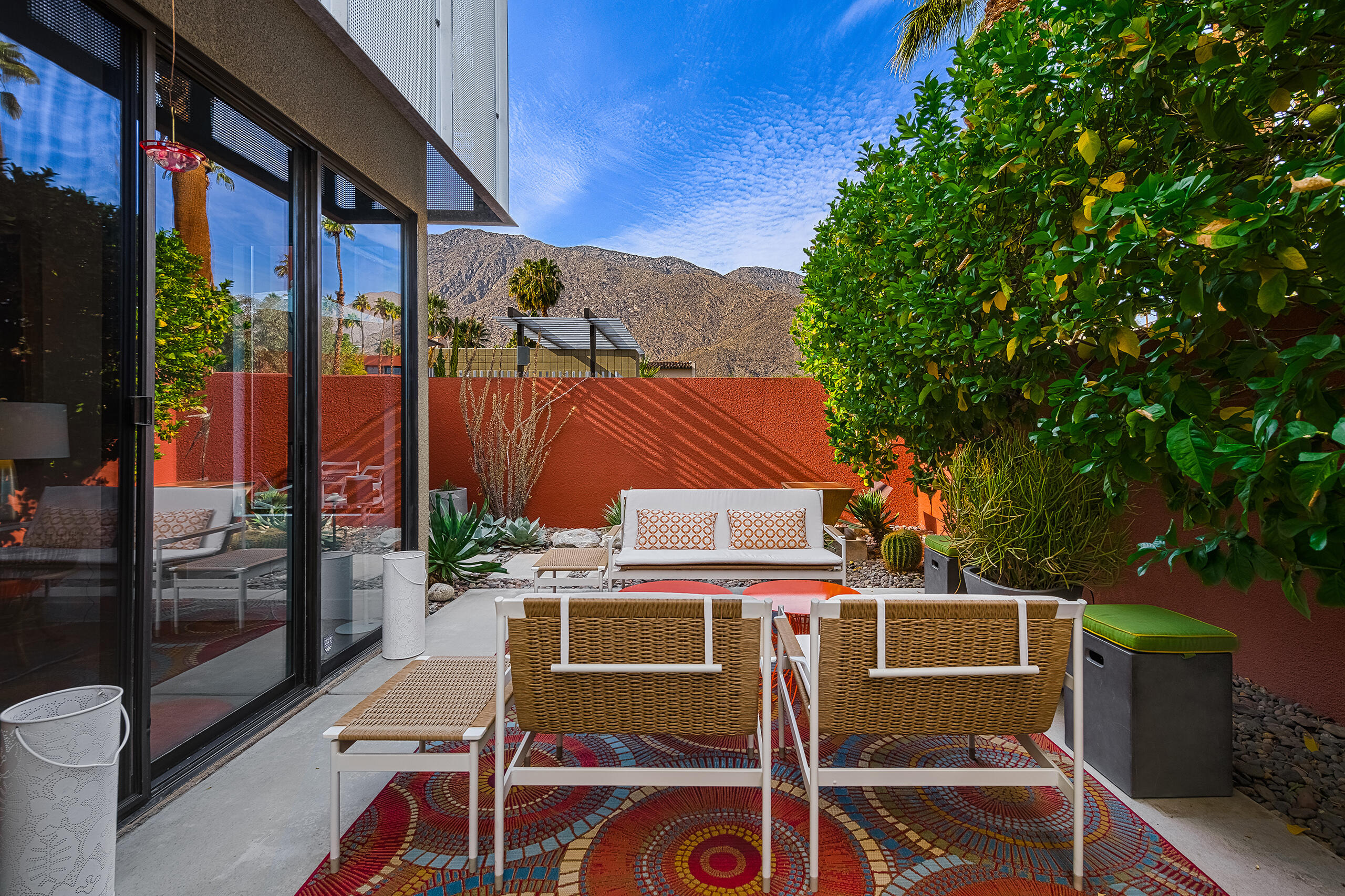 647 East Arenas Road Palm Springs, CA 92262 - Photo 10 of 43 1120