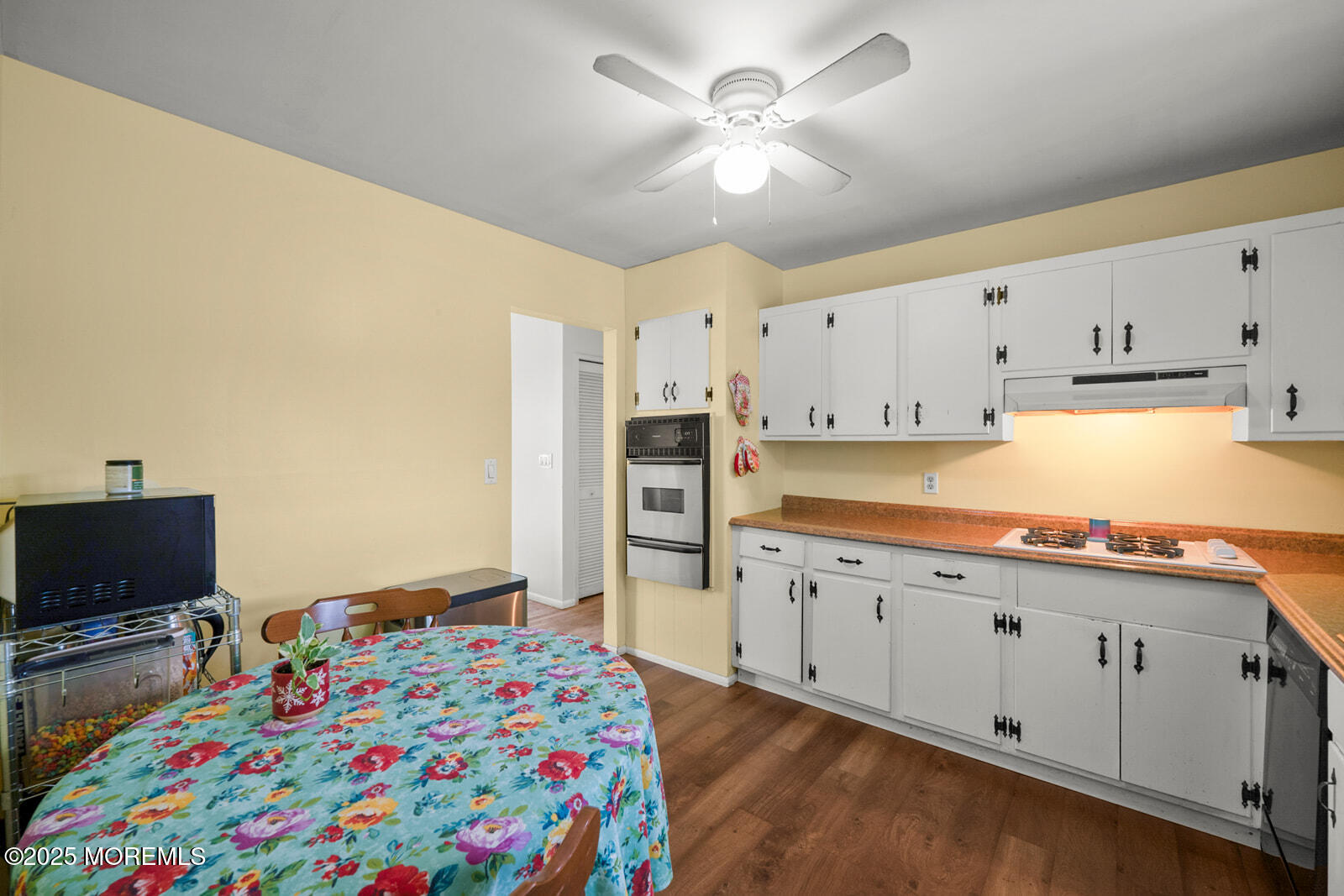 625 Marion Road Neptune Township, NJ 07753 - Photo 10 of 24 DSC01525