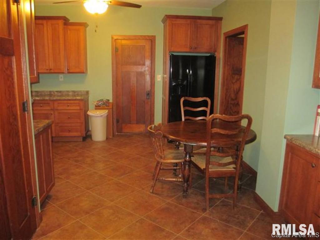 1762 King Road Murrayville, IL 62668 - Photo 9 of 22 Gallery Image 9