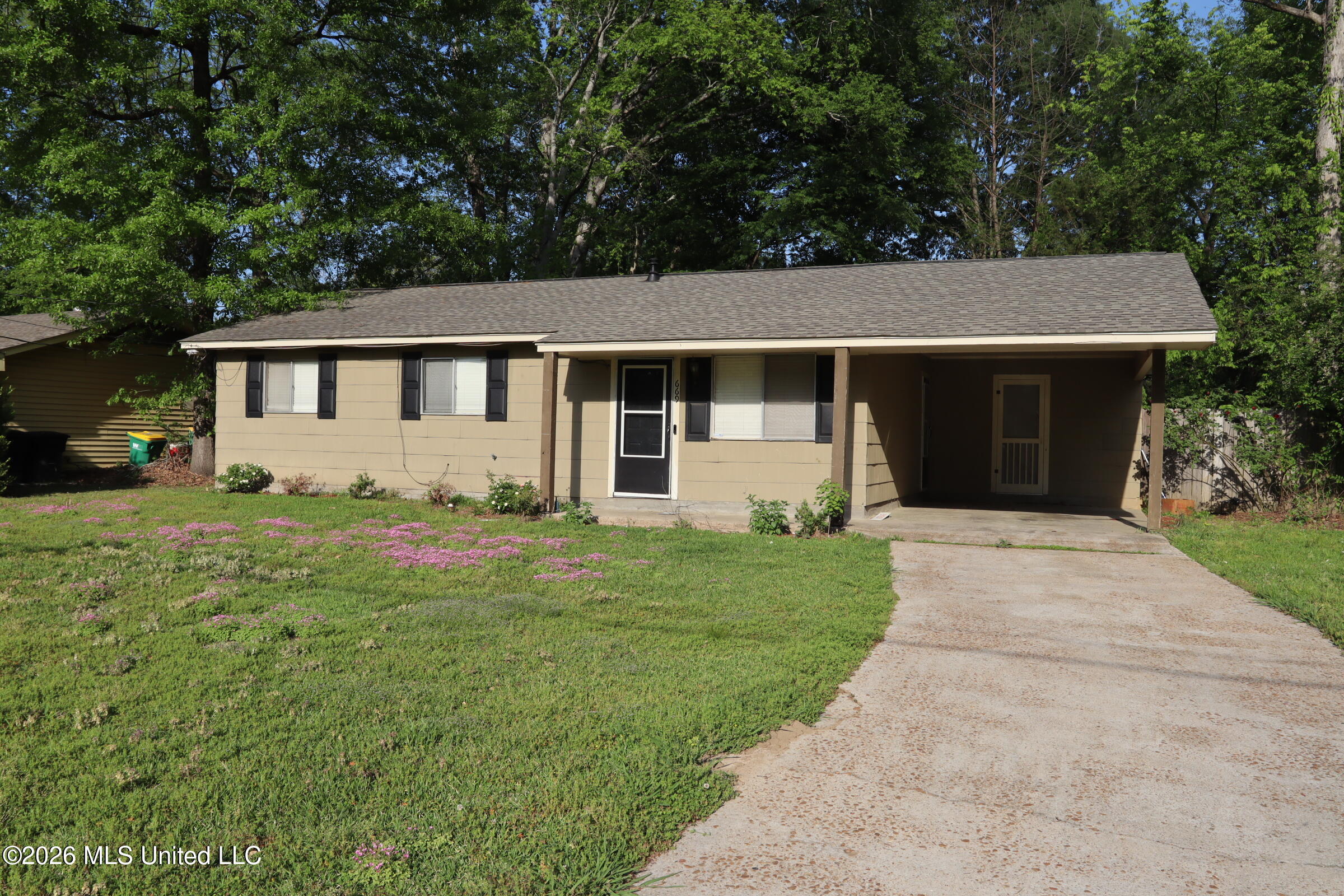 669 Ralde Circle Ridgeland, MS 39157 - Photo 3 of 17 IMG_4136