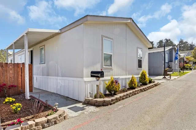 $398,000 | 1900 Highway 1, Unit 62, Moss Landing, CA 95039