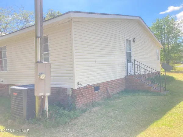 $285,000 | 1586 Gum Swamp Church Road, Greenville, NC 27834
