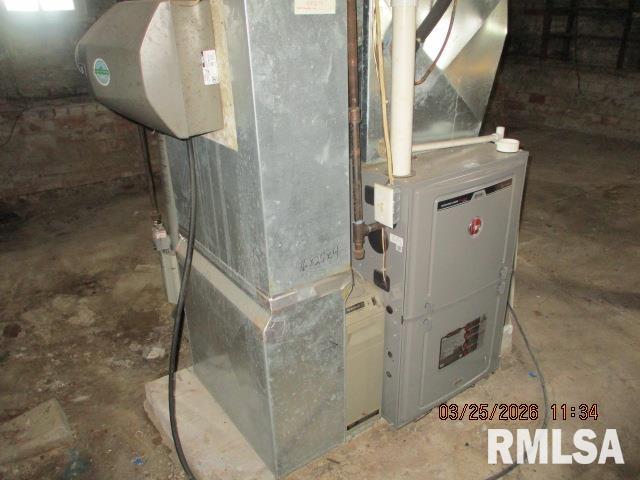 454 Dean Court Canton, IL 61520 - Photo 13 of 16