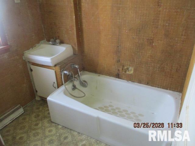 454 Dean Court Canton, IL 61520 - Photo 10 of 16